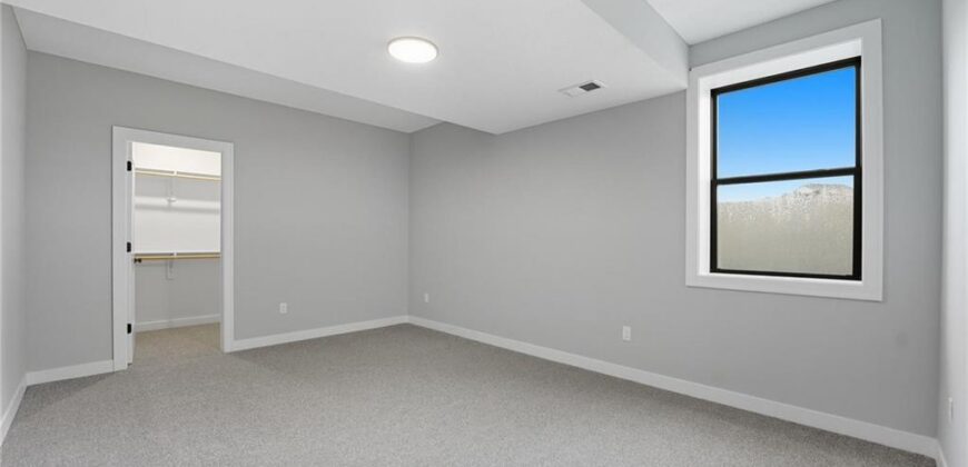 10503 N Liberty Street, Kansas City, MO 64155