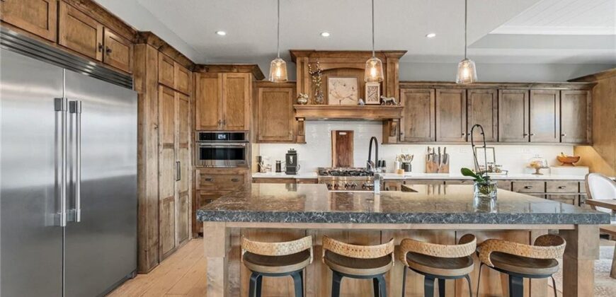 3413 NE 102nd Terrace, Kansas City, MO 64155