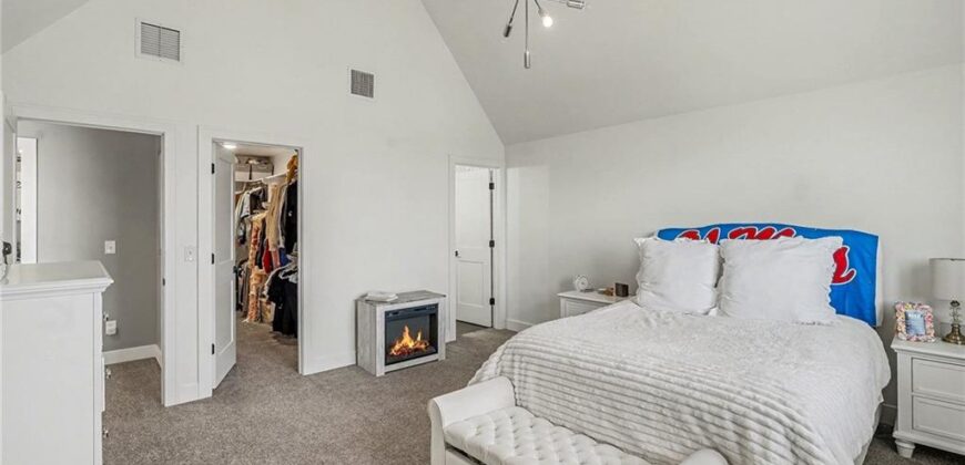 3413 NE 102nd Terrace, Kansas City, MO 64155