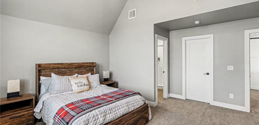 3413 NE 102nd Terrace, Kansas City, MO 64155