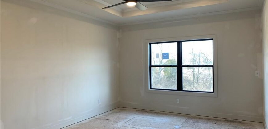 10515 N Liberty Street, Kansas City, MO 64155