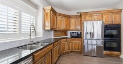 6119 S National Drive, Parkville, MO 64152