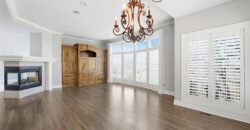 6119 S National Drive, Parkville, MO 64152