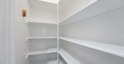 6119 S National Drive, Parkville, MO 64152