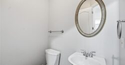 6119 S National Drive, Parkville, MO 64152