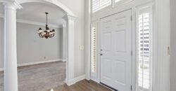 6119 S National Drive, Parkville, MO 64152