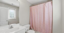 6119 S National Drive, Parkville, MO 64152