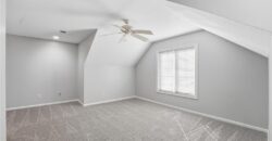 6119 S National Drive, Parkville, MO 64152