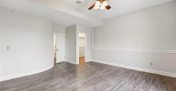 6119 S National Drive, Parkville, MO 64152