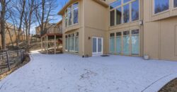 6119 S National Drive, Parkville, MO 64152