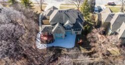6119 S National Drive, Parkville, MO 64152