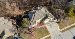 6119 S National Drive, Parkville, MO 64152