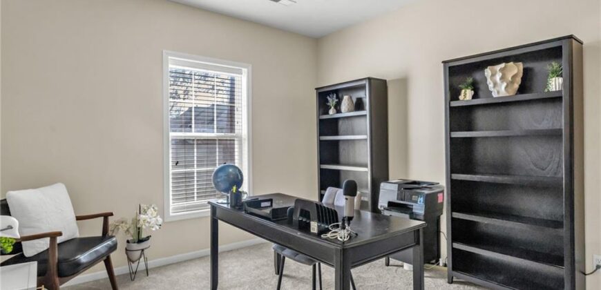 10916 N OXFORD Avenue, Kansas City, MO 64157
