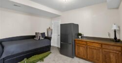 10916 N OXFORD Avenue, Kansas City, MO 64157