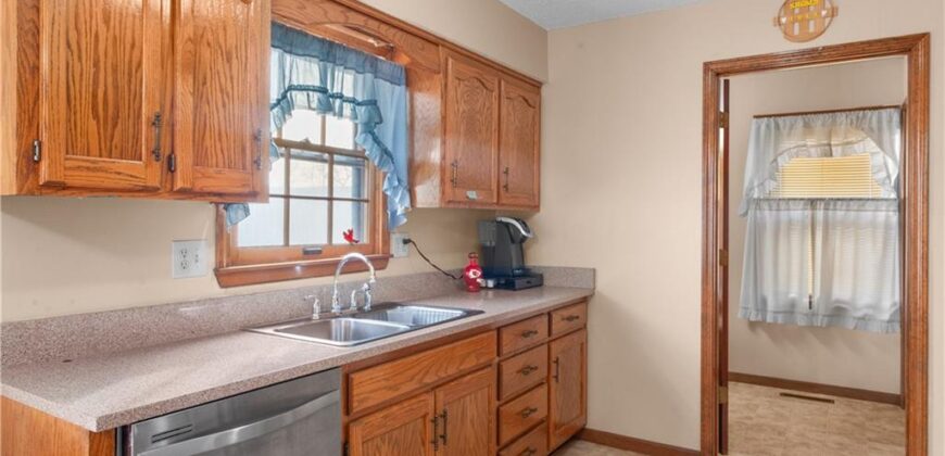 4201 NW 64th Place, Kansas City, MO 64151