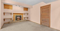 4201 NW 64th Place, Kansas City, MO 64151
