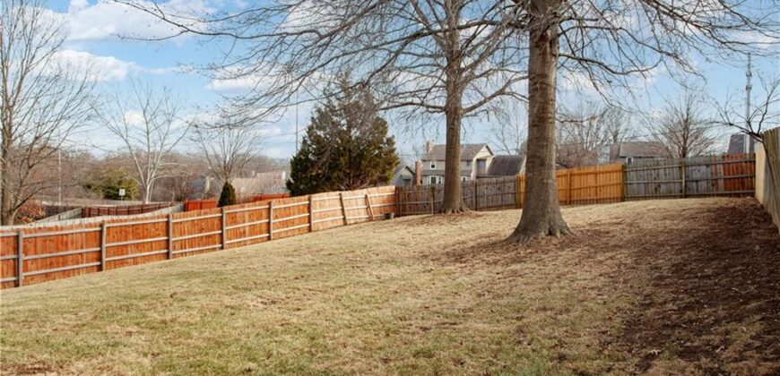 4201 NW 64th Place, Kansas City, MO 64151