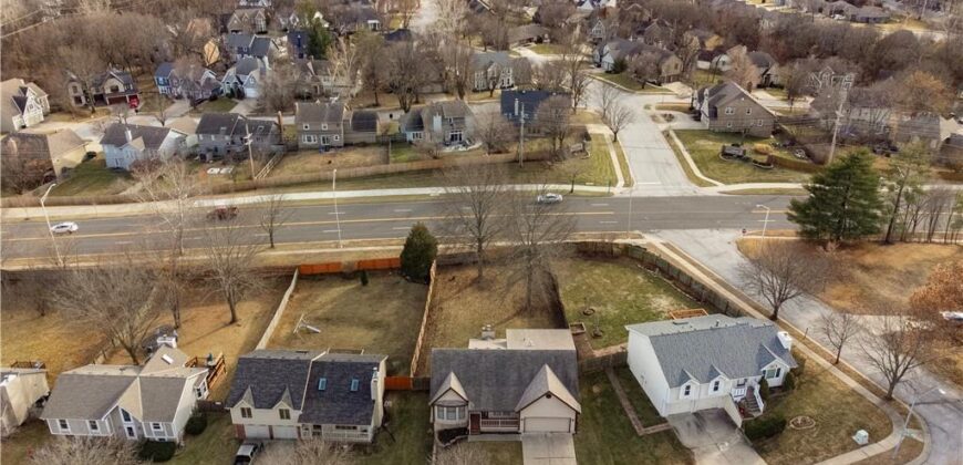 4201 NW 64th Place, Kansas City, MO 64151