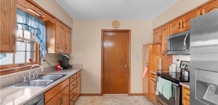4201 NW 64th Place, Kansas City, MO 64151