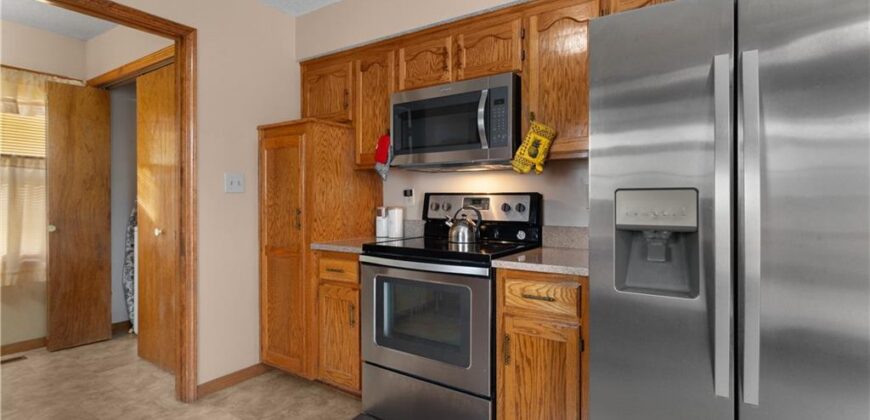 4201 NW 64th Place, Kansas City, MO 64151