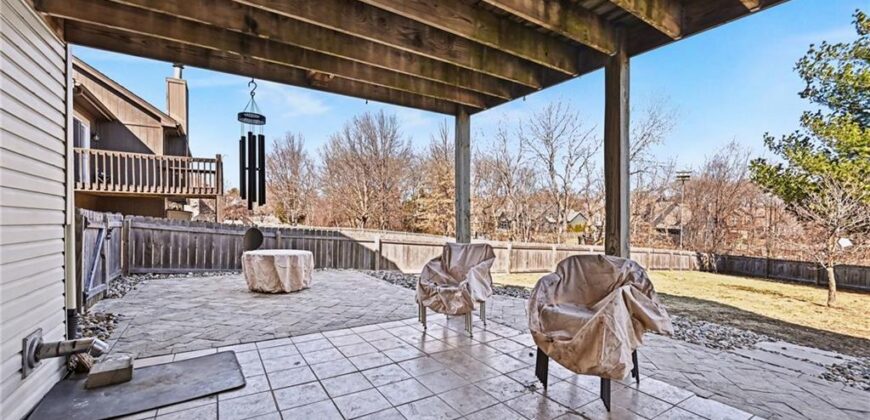 421 Fletcher Drive, Smithville, MO 64089