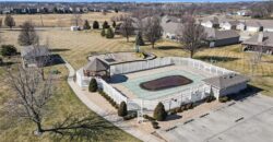 421 Fletcher Drive, Smithville, MO 64089