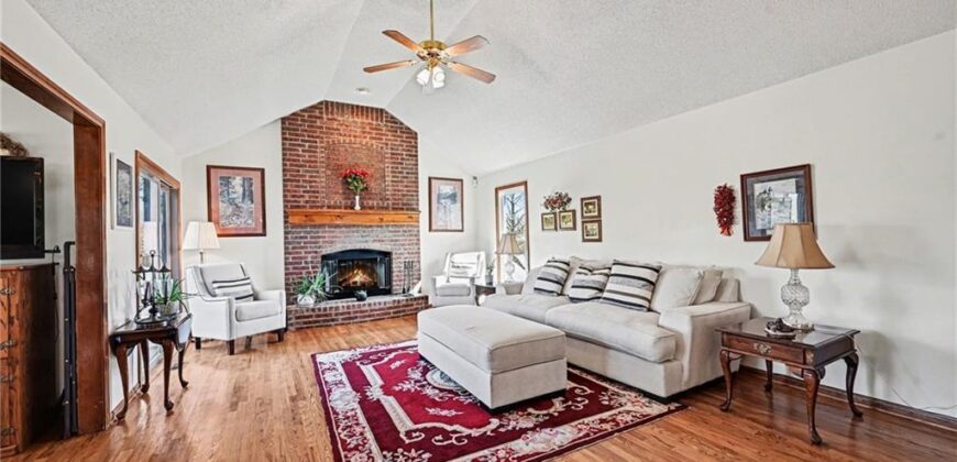 421 Fletcher Drive, Smithville, MO 64089
