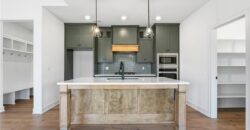 502 7th Street, Smithville, MO 64089