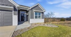 502 7th Street, Smithville, MO 64089