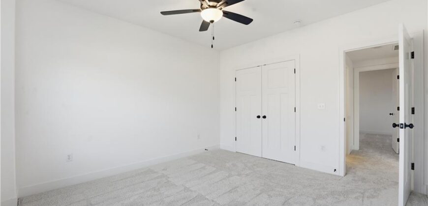 502 7th Street, Smithville, MO 64089