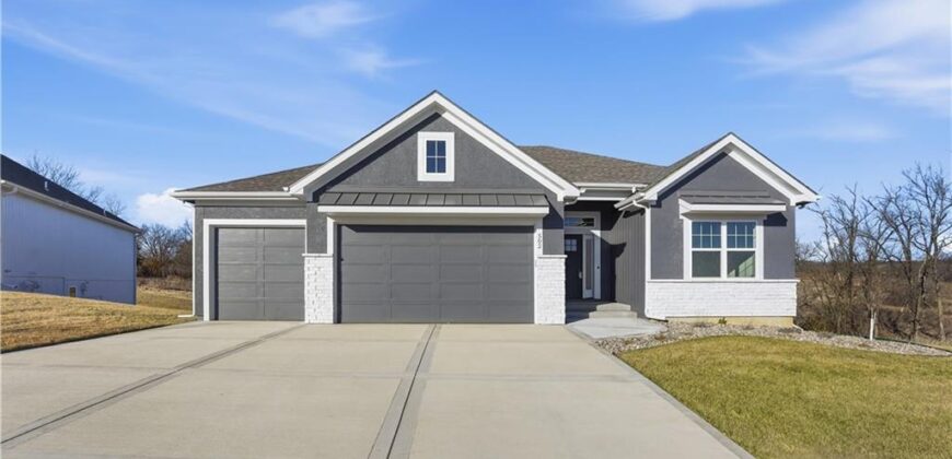 502 7th Street, Smithville, MO 64089