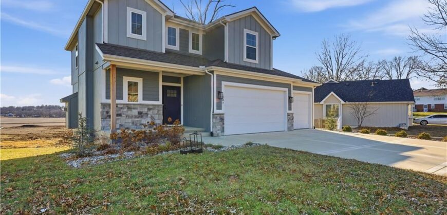 407 Sixth Street, Smithville, MO 64089
