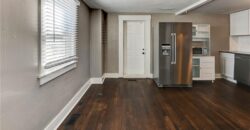 4859 NW Waukomis Drive, Northmoor, MO 64151