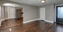 4859 NW Waukomis Drive, Northmoor, MO 64151