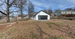 4859 NW Waukomis Drive, Northmoor, MO 64151