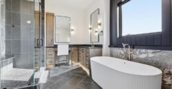 7445 NW Fawn Avenue, Parkville, MO 64152