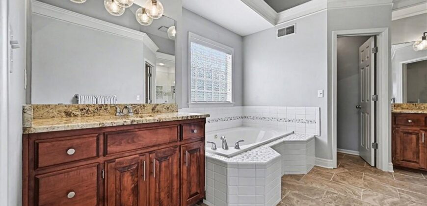 3816 NE 94th Terrace, Kansas City, MO 64156