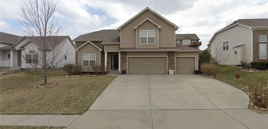 10201 N Willow Avenue, Kansas City, MO 64157