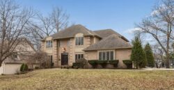 132 The Woodlands Drive, Gladstone, MO 64119