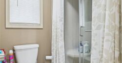 132 The Woodlands Drive, Gladstone, MO 64119