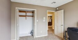 132 The Woodlands Drive, Gladstone, MO 64119