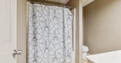 132 The Woodlands Drive, Gladstone, MO 64119