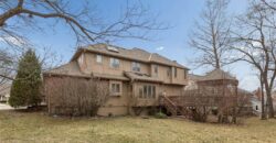 132 The Woodlands Drive, Gladstone, MO 64119