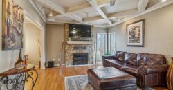 132 The Woodlands Drive, Gladstone, MO 64119