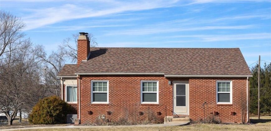 1114 W Liberty Drive, Liberty, MO 64068