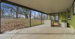 1038 N Woodland Court, Kansas City, MO 64118