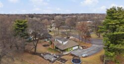 1038 N Woodland Court, Kansas City, MO 64118