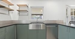 1038 N Woodland Court, Kansas City, MO 64118