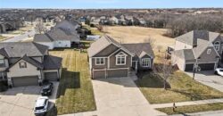 17802 Greyhawke Ridge, Smithville, MO 64089