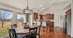 17802 Greyhawke Ridge, Smithville, MO 64089